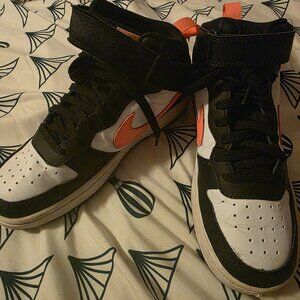 Kids' Nike Little Kid Court Borough Mid 2 Sneakers